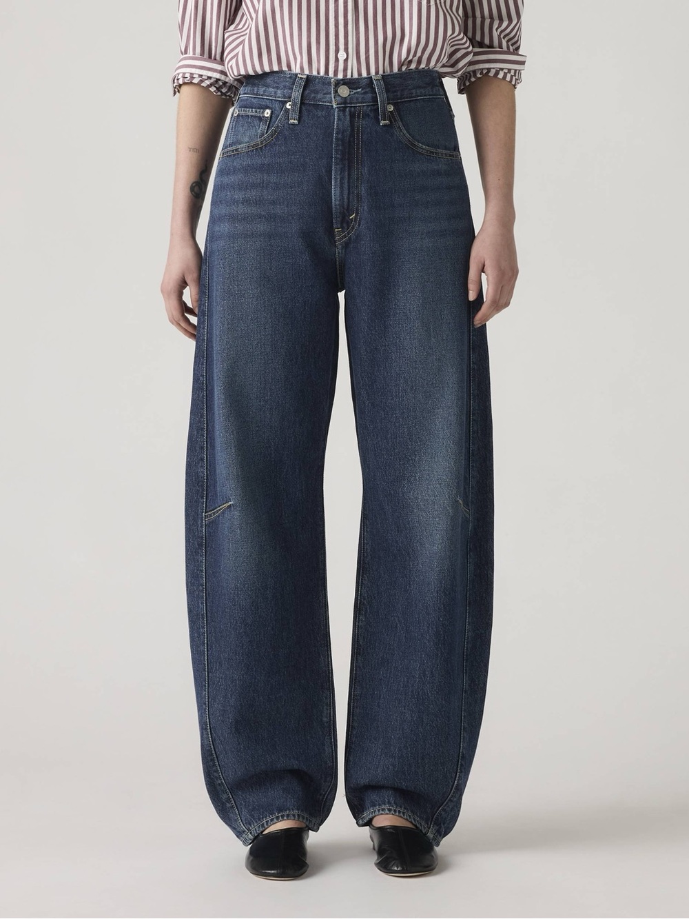 Levi’s Cinch Barrel Jeans Indigo Mid 29 EUC